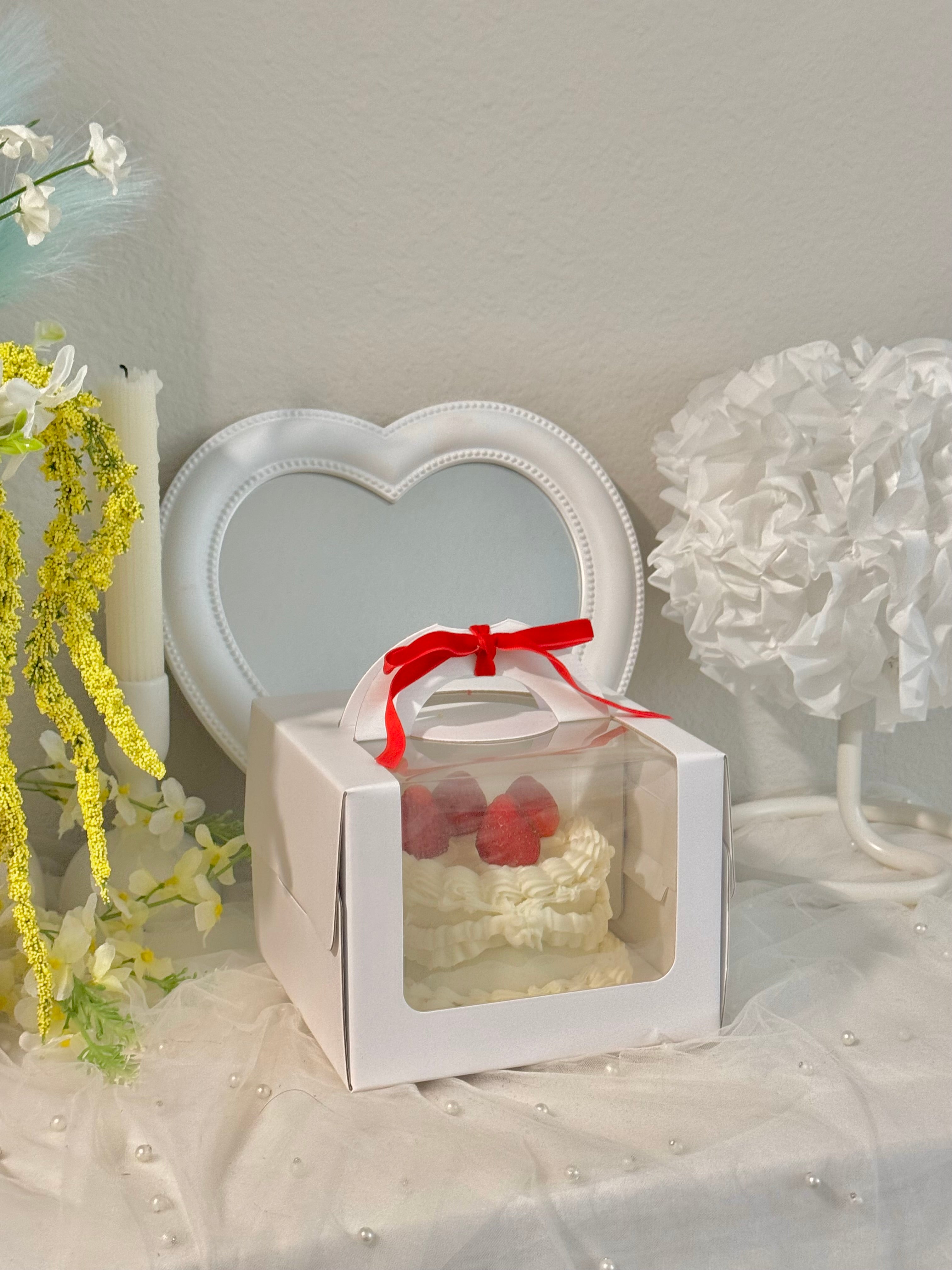 Strawberry Vintage Cake