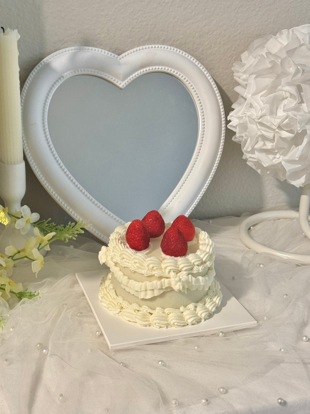 Strawberry Vintage Cake